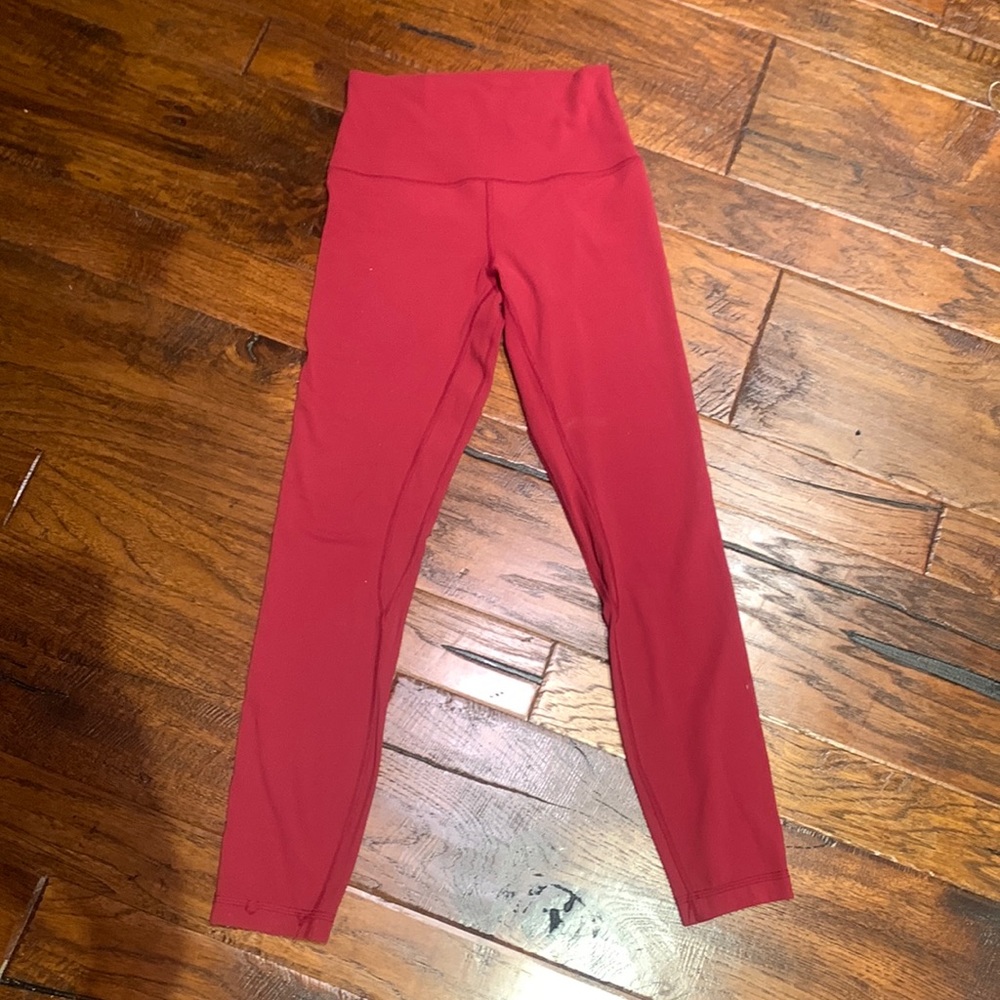 Girls Lululemon workout pants size 8/10